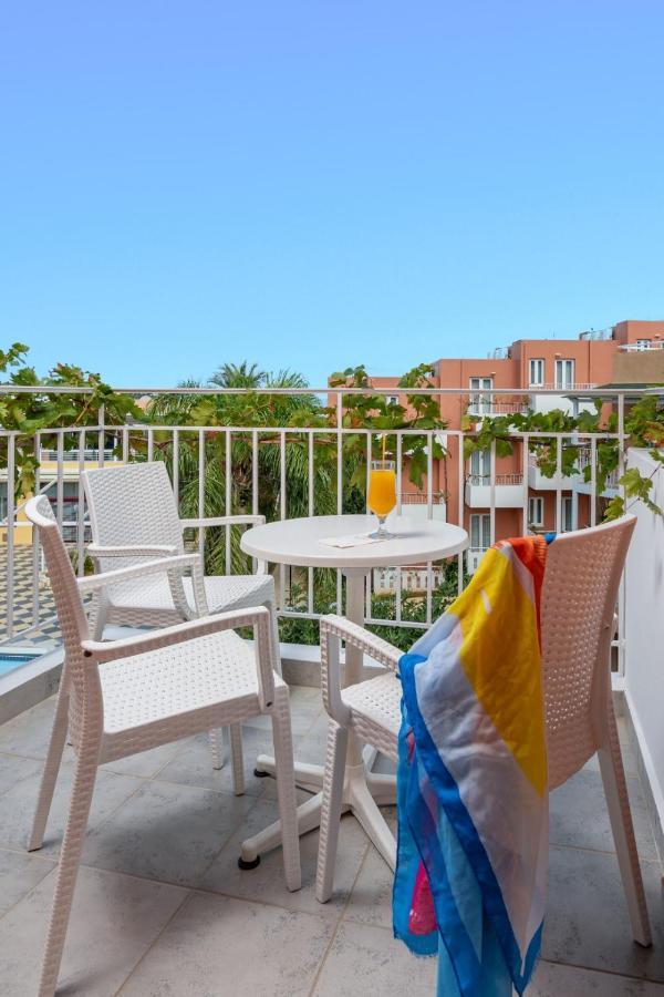 Bellos Hotel Apartments Херсонисос Екстериор снимка